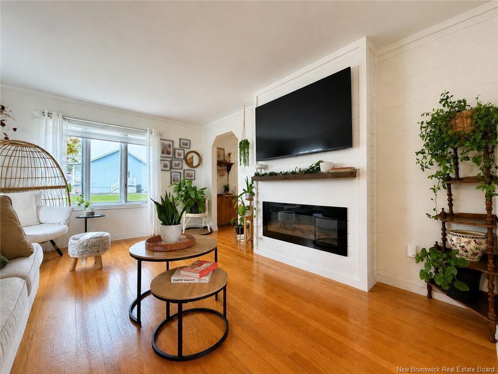 









1160


Riverside

,
Bathurst,




NB
E2A 4X2

