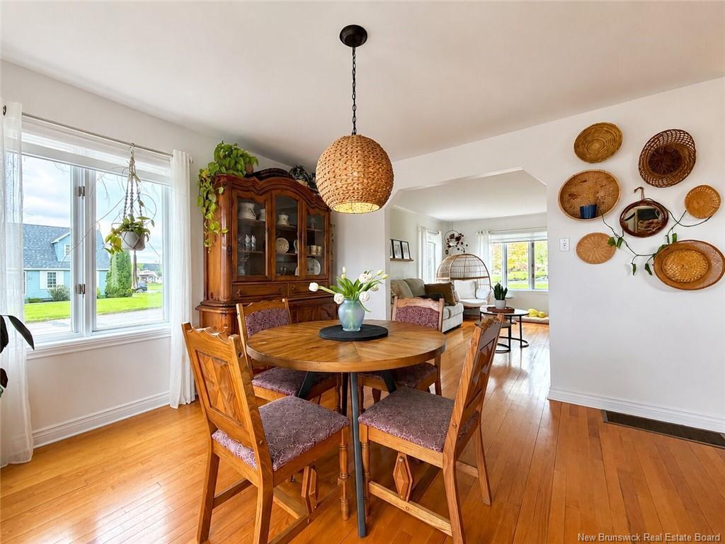 









1160


Riverside

,
Bathurst,




NB
E2A 4X2

