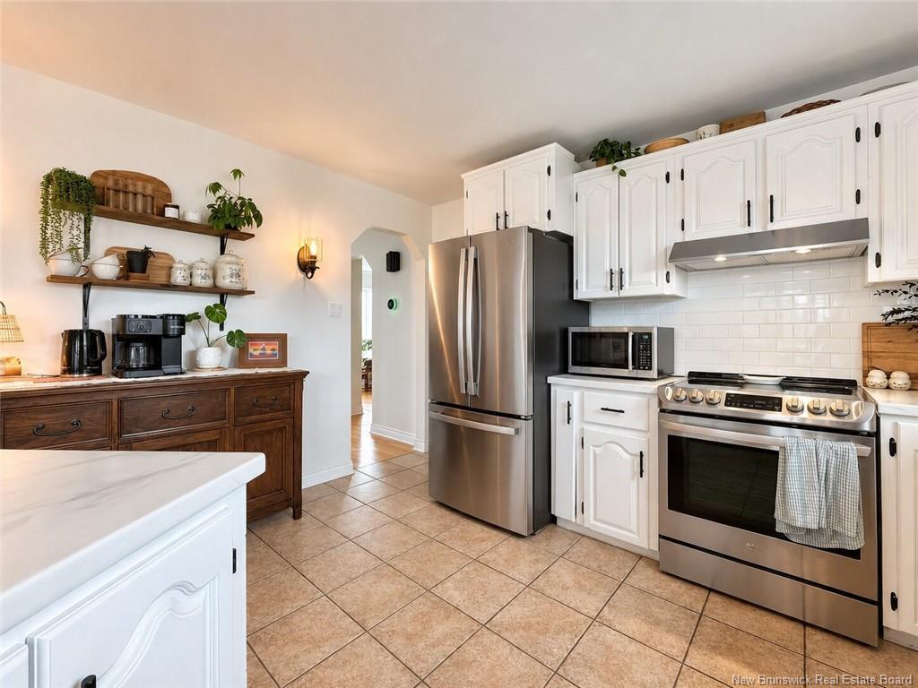 









1160


Riverside

,
Bathurst,




NB
E2A 4X2

