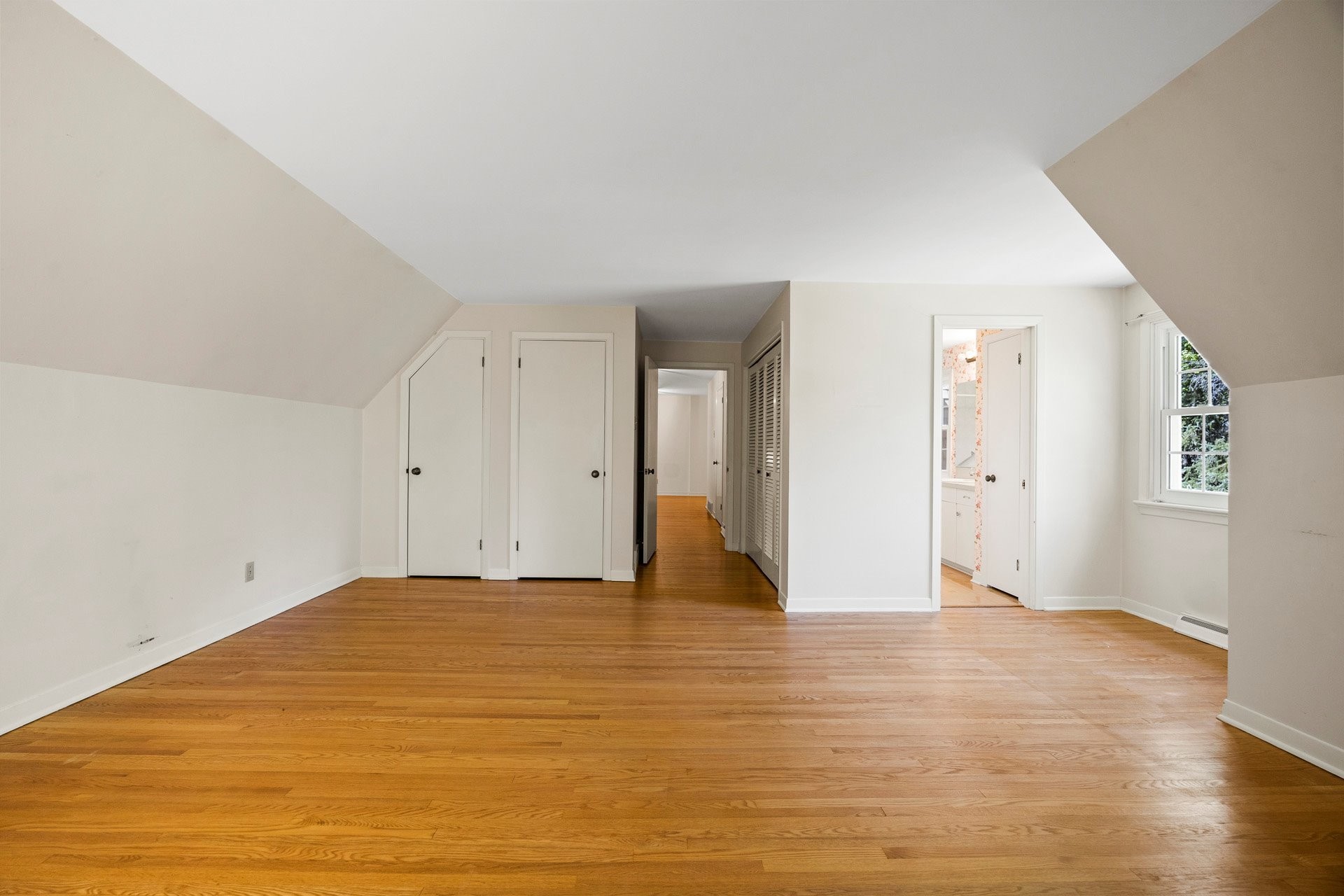 









467


Rue Wellesley

,
Hudson,




QC
J0P1H0

