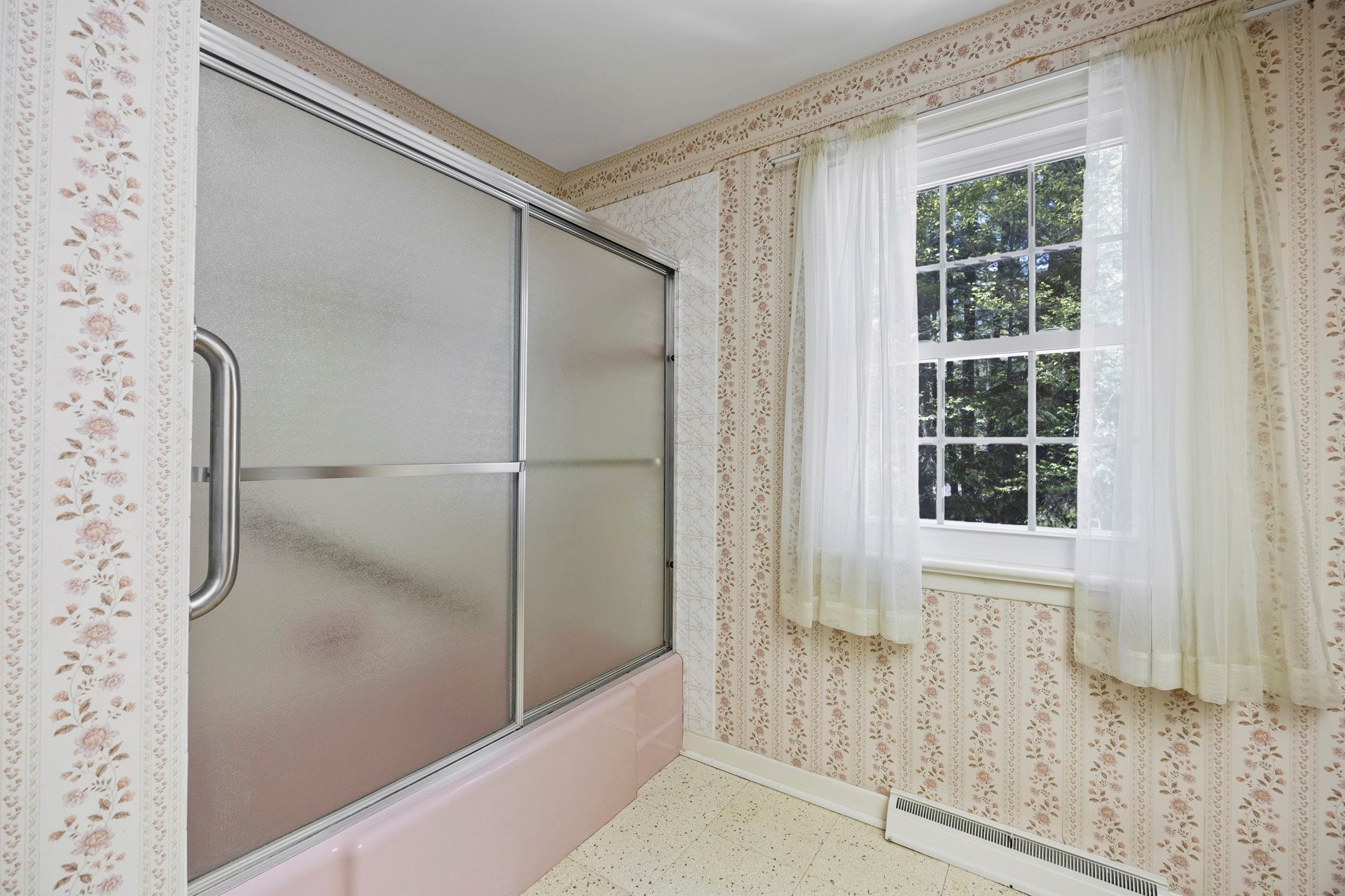 









467


Rue Wellesley

,
Hudson,




QC
J0P1H0

