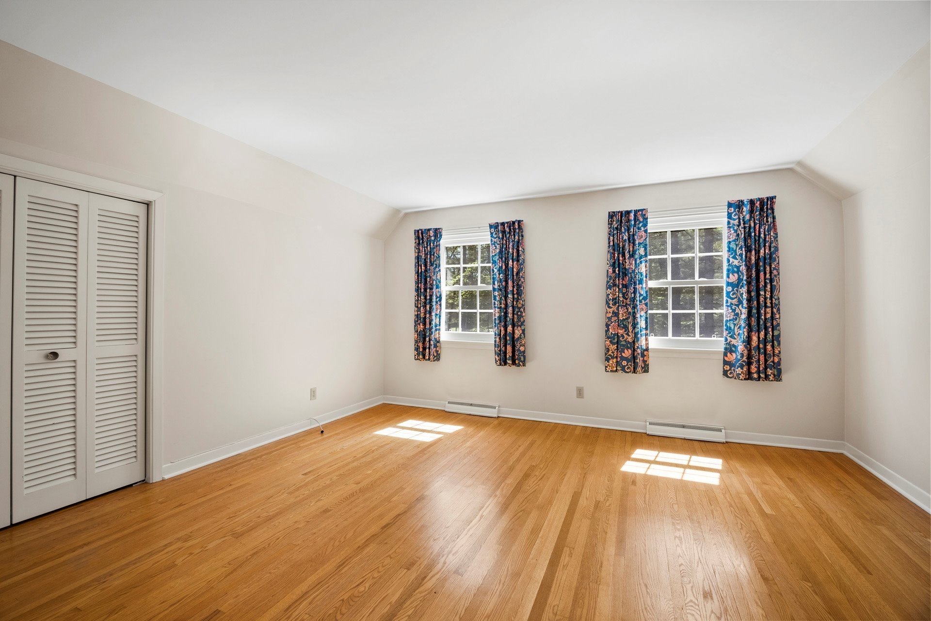 









467


Rue Wellesley

,
Hudson,




QC
J0P1H0

