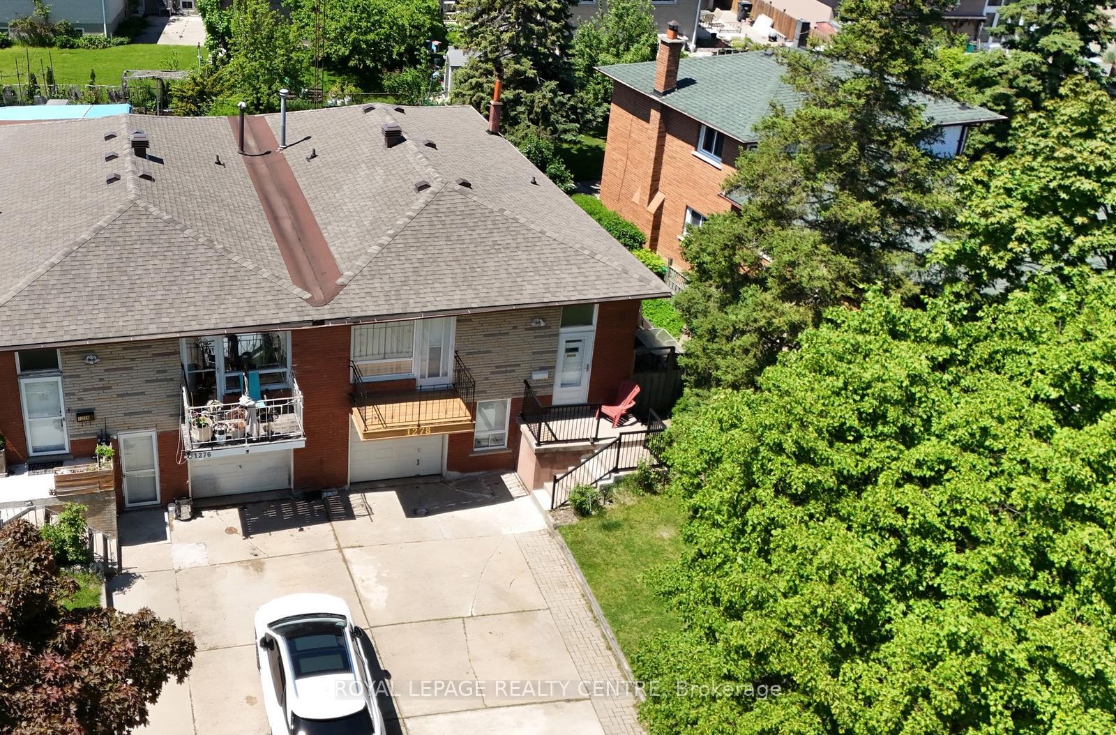 









1278


Shamir

Crescent,
Mississauga,




ON
L5C 1L1

