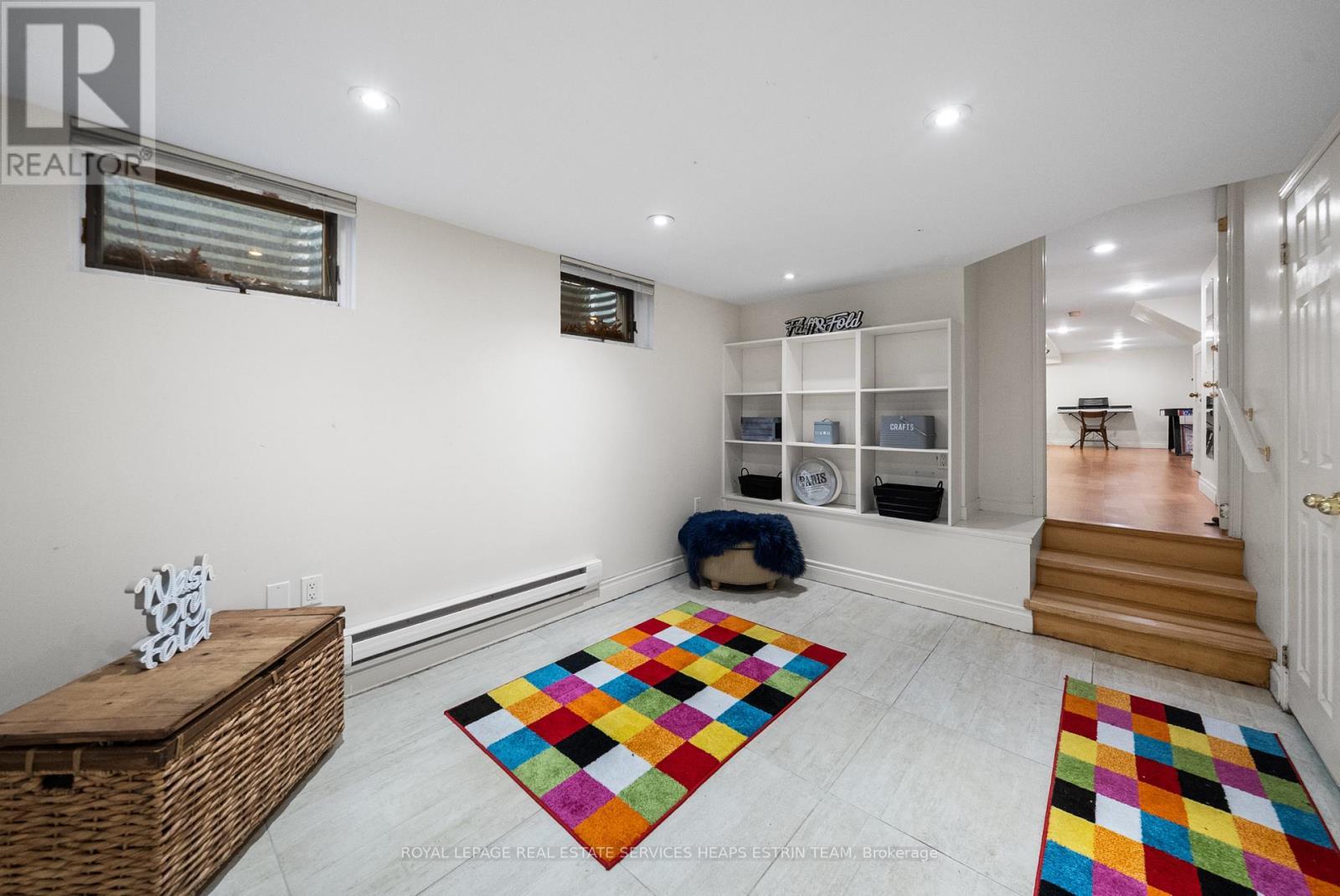 












304 HEATH STREET E

,
Toronto,




Ontario
M4T1T4

