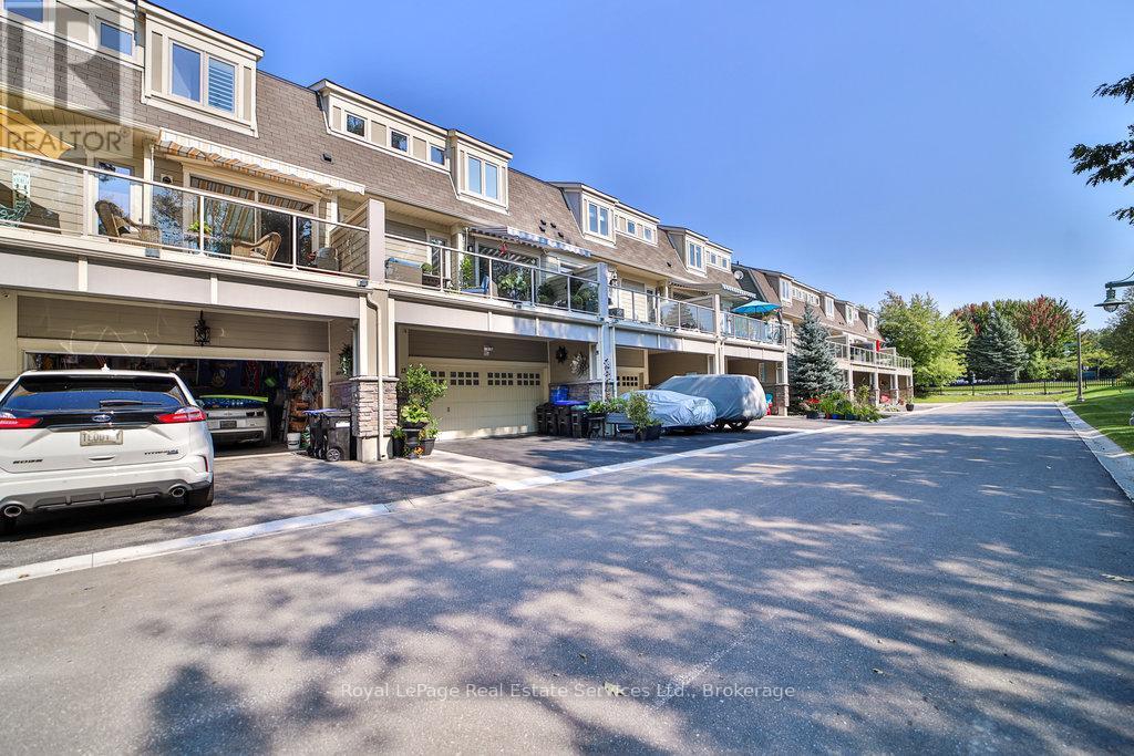 












13 SANDY COAST CRESCENT

,
Wasaga Beach,




Ontario
L9Z0G1

