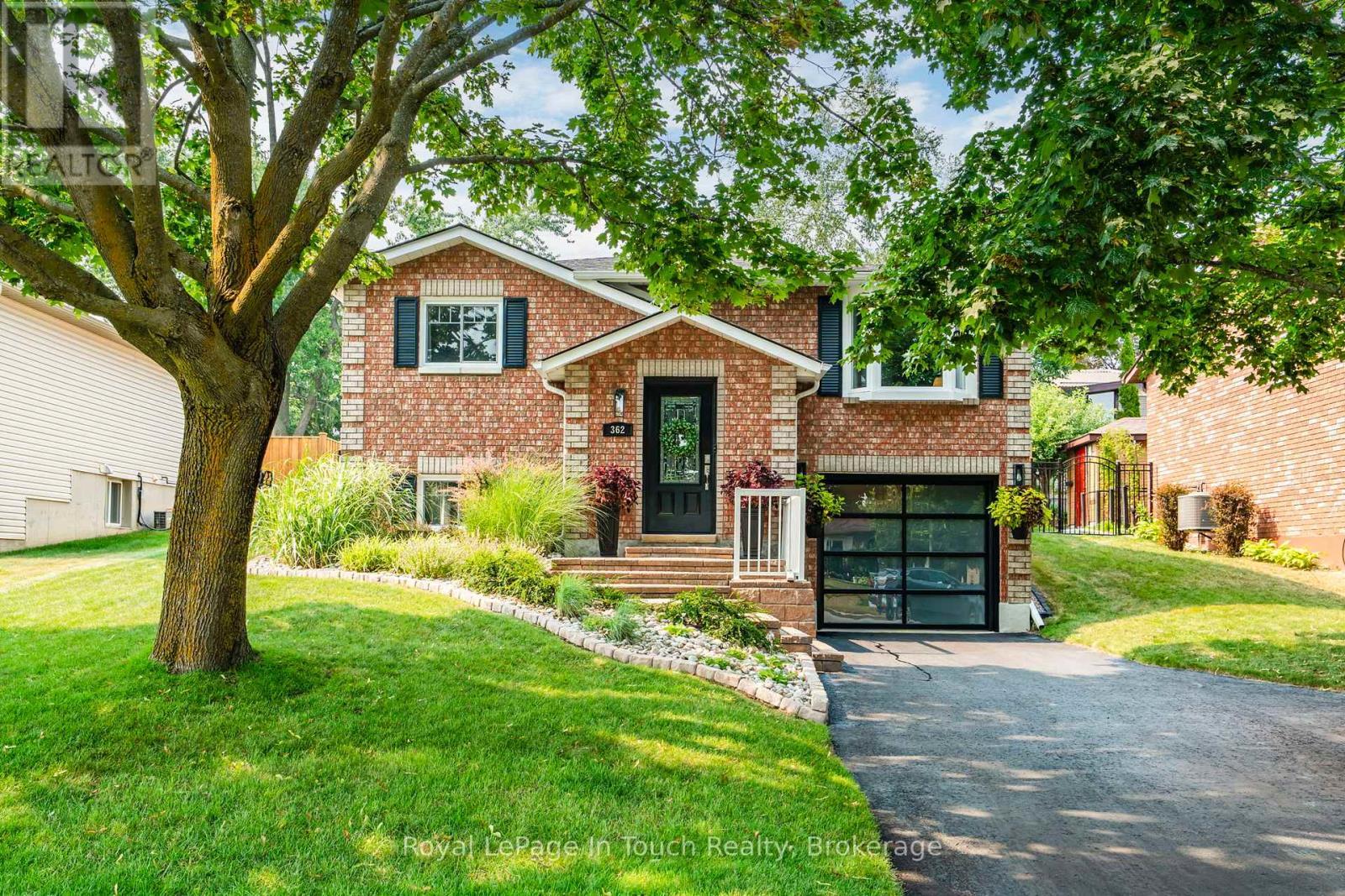 












362 GALLOWAY BOULEVARD

,
Midland,




Ontario
L4R5B2

