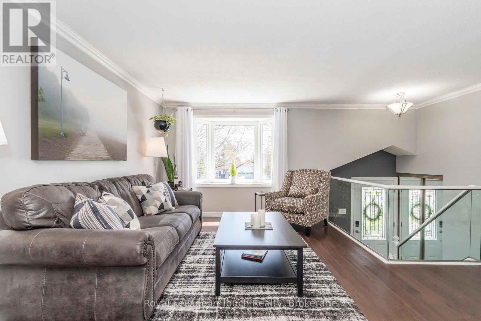 












362 GALLOWAY BOULEVARD

,
Midland,




Ontario
L4R5B2

