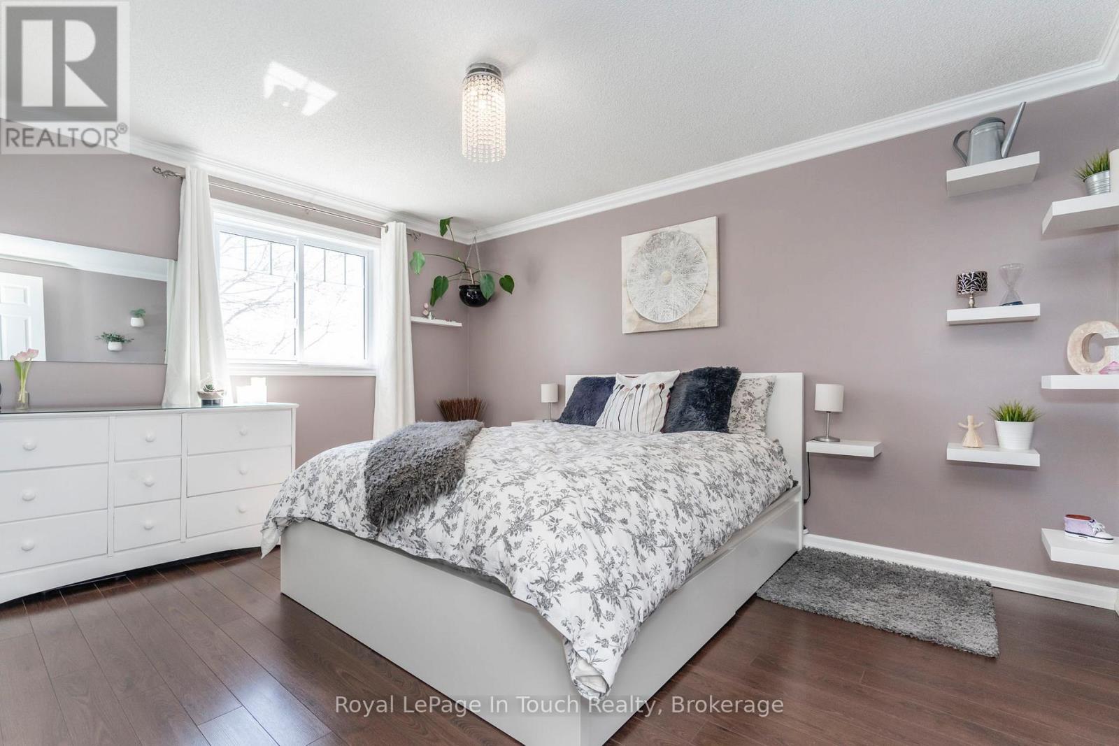 












362 GALLOWAY BOULEVARD

,
Midland,




Ontario
L4R5B2


