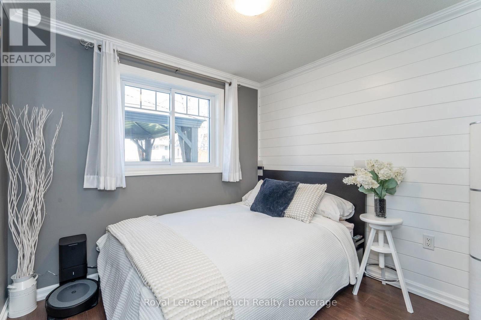 












362 GALLOWAY BOULEVARD

,
Midland,




Ontario
L4R5B2

