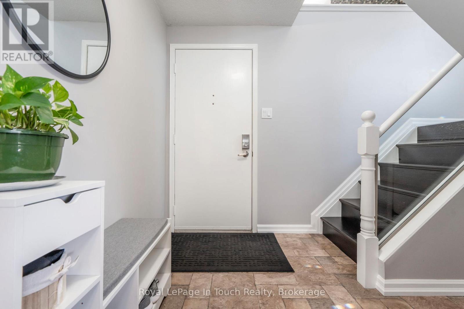 












362 GALLOWAY BOULEVARD

,
Midland,




Ontario
L4R5B2

