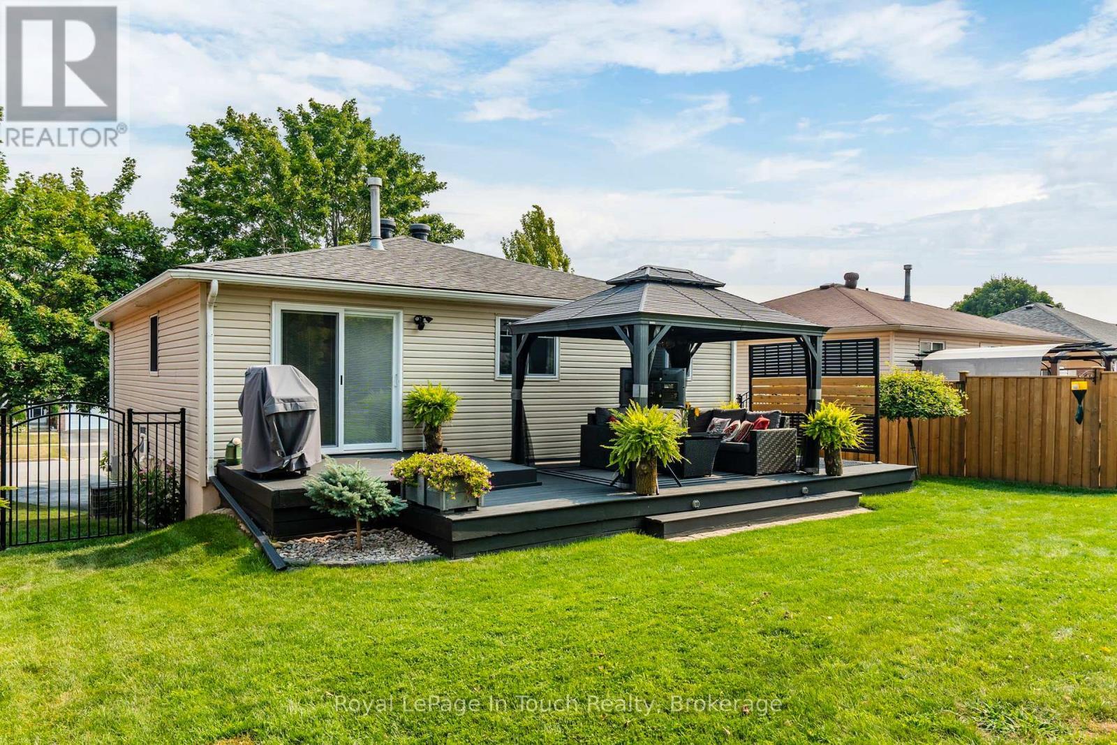 












362 GALLOWAY BOULEVARD

,
Midland,




Ontario
L4R5B2

