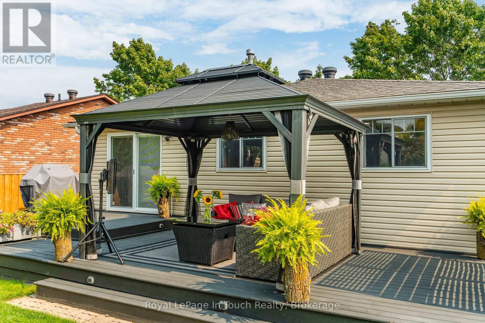 












362 GALLOWAY BOULEVARD

,
Midland,




Ontario
L4R5B2

