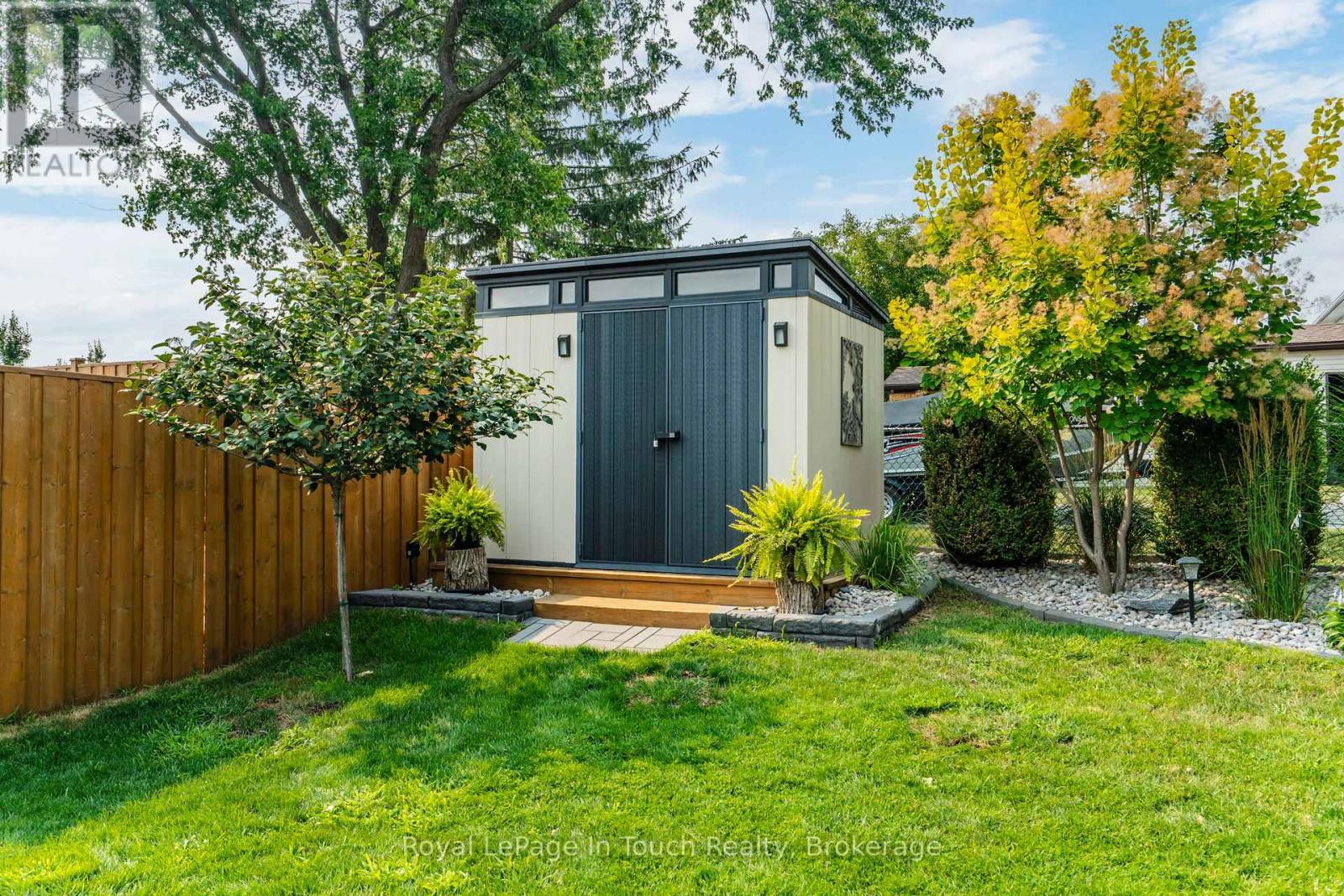 












362 GALLOWAY BOULEVARD

,
Midland,




Ontario
L4R5B2

