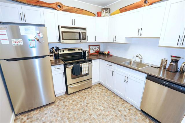 









71


Roslyn

RD, 509,
Winnipeg,




MB
R3L 0G2

