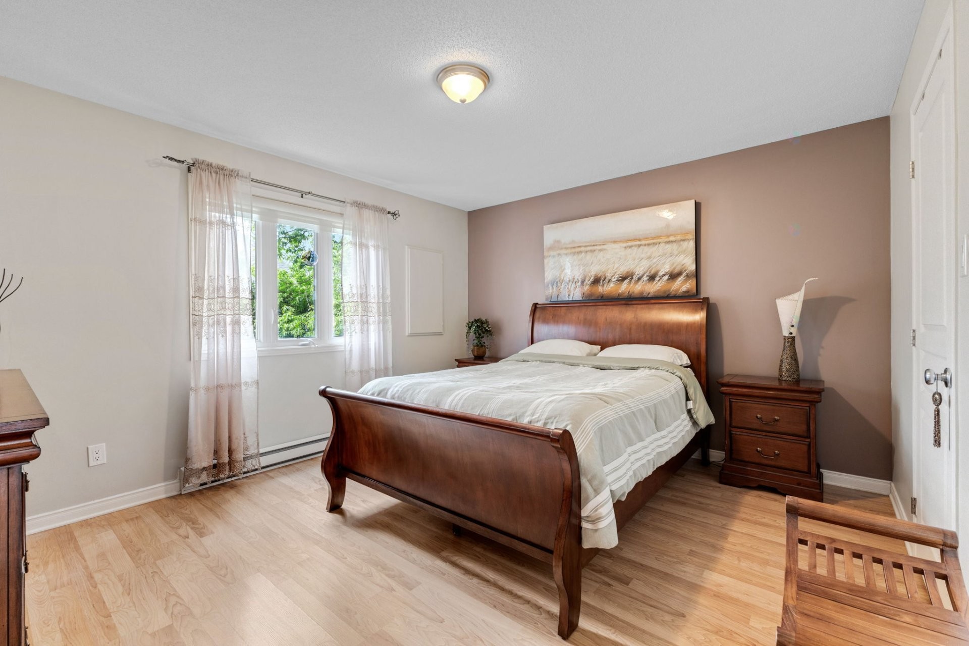 









857


Boul. de la Cité

, 2,
Gatineau (Gatineau),




QC
J8R0G2

