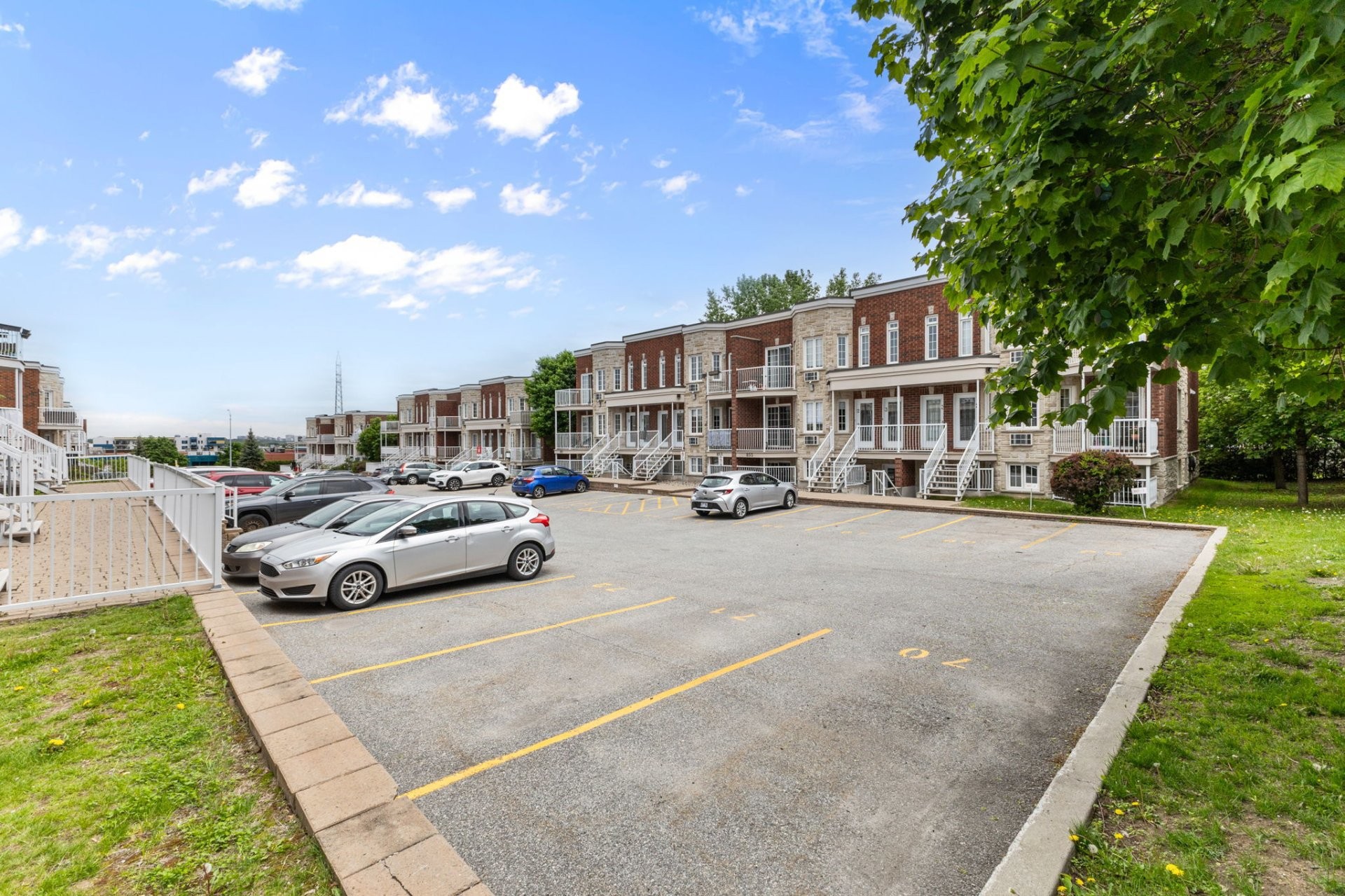 









857


Boul. de la Cité

, 2,
Gatineau (Gatineau),




QC
J8R0G2

