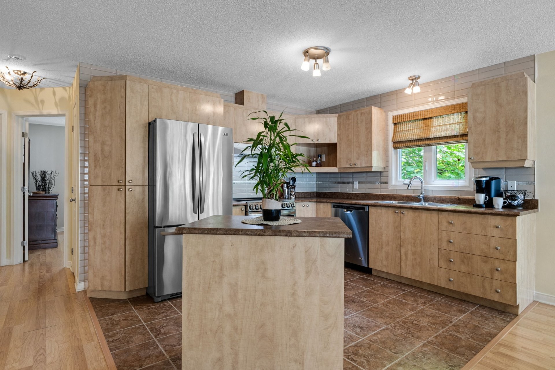 









857


Boul. de la Cité

, 2,
Gatineau (Gatineau),




QC
J8R0G2

