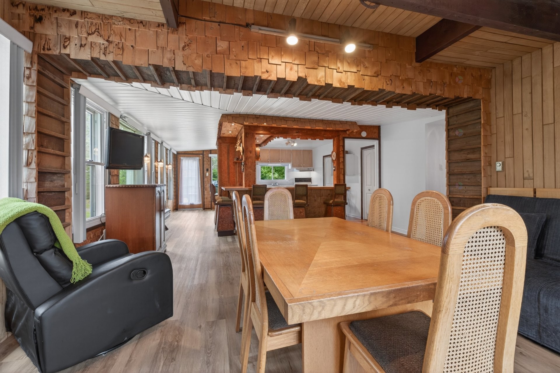 









2908


Ch. St-Come

,
Notre-Dame-de-la-Merci,




QC
J0T2A0

