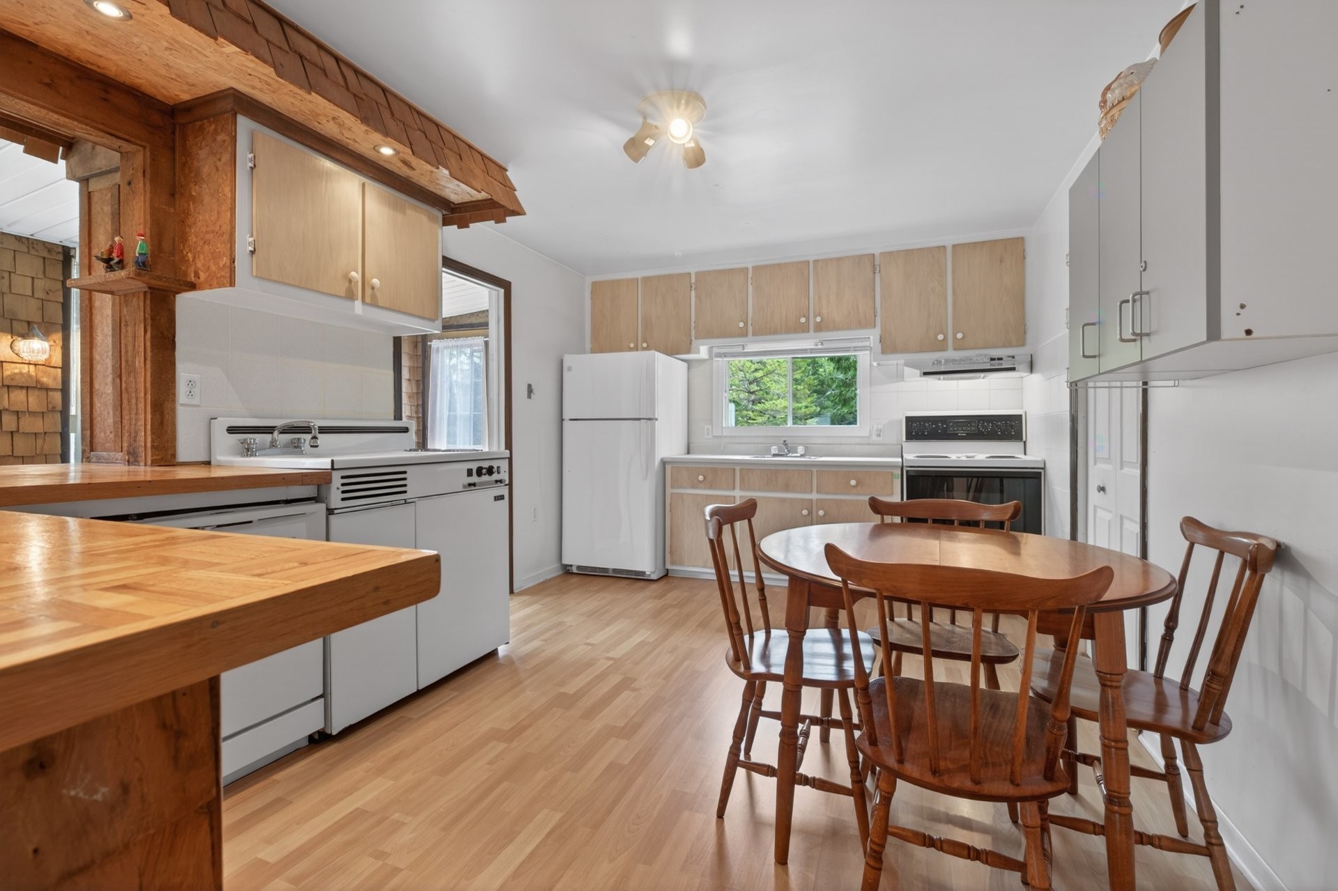 









2908


Ch. St-Come

,
Notre-Dame-de-la-Merci,




QC
J0T2A0

