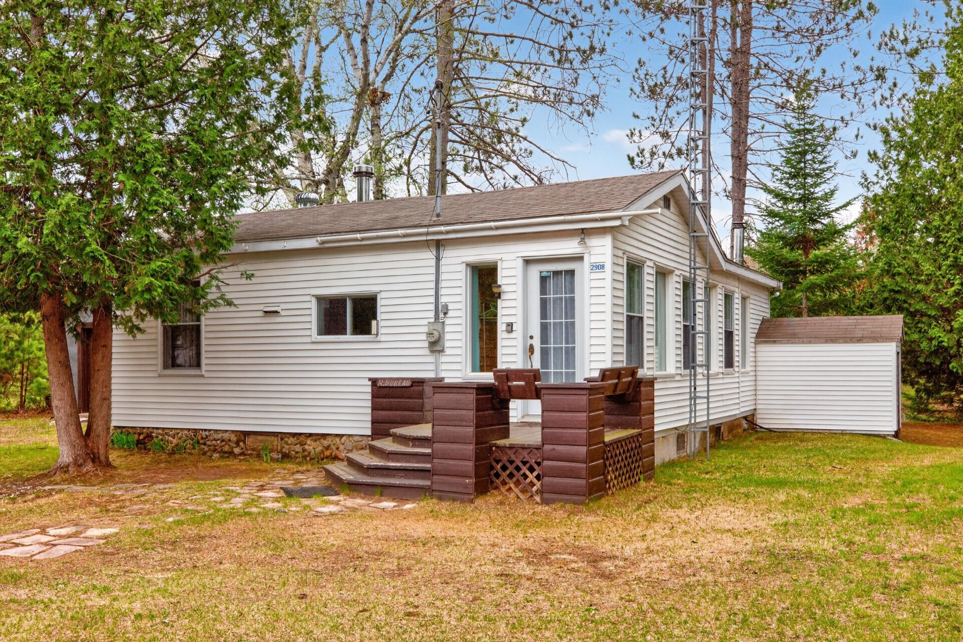 









2908


Ch. St-Come

,
Notre-Dame-de-la-Merci,




QC
J0T2A0


