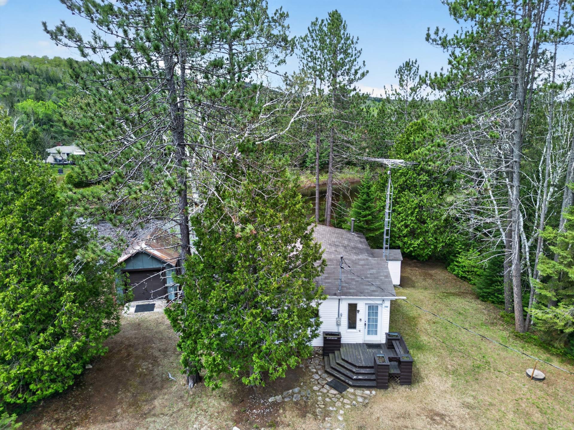 









2908


Ch. St-Come

,
Notre-Dame-de-la-Merci,




QC
J0T2A0

