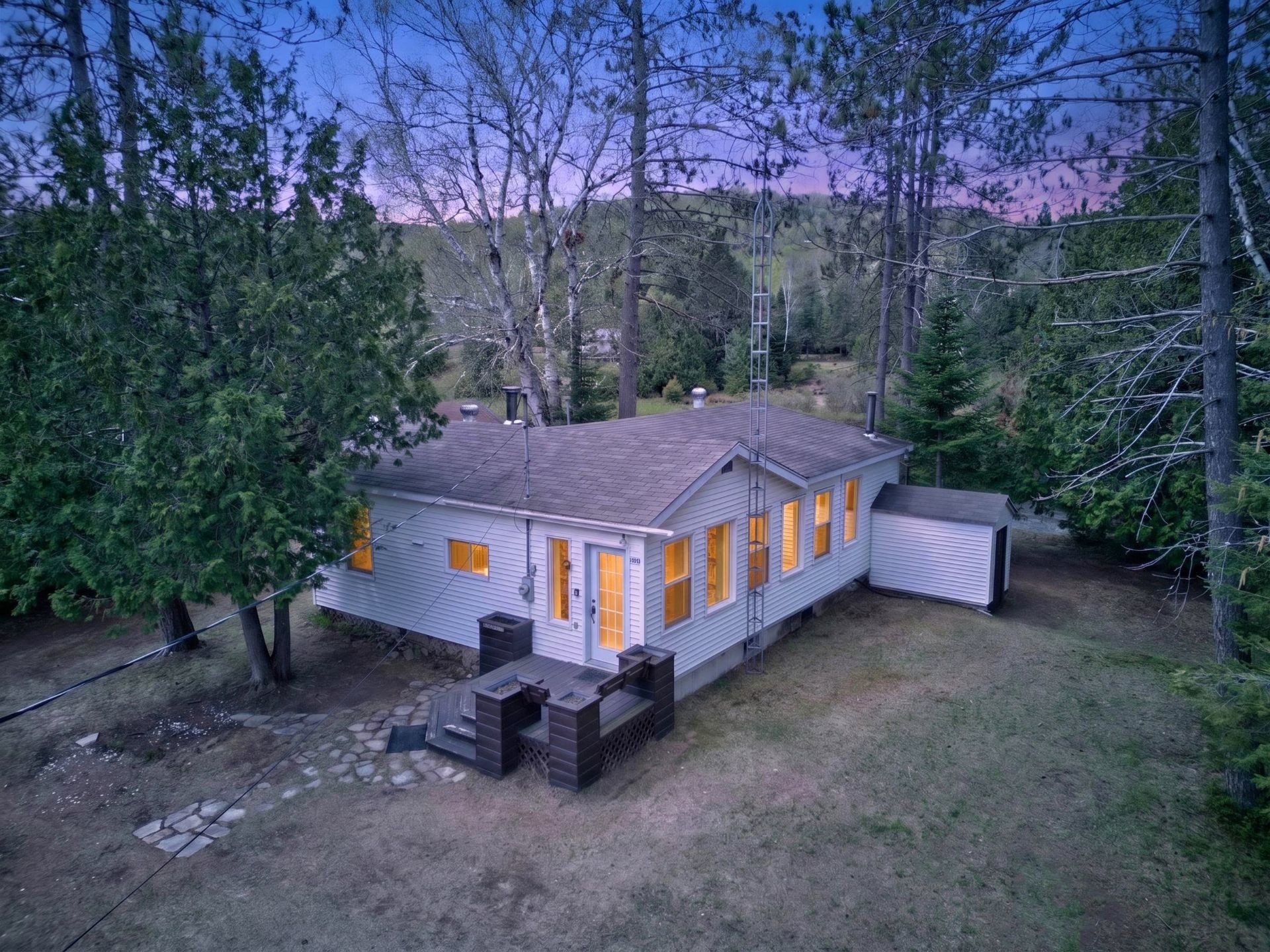 









2908


Ch. St-Come

,
Notre-Dame-de-la-Merci,




QC
J0T2A0

