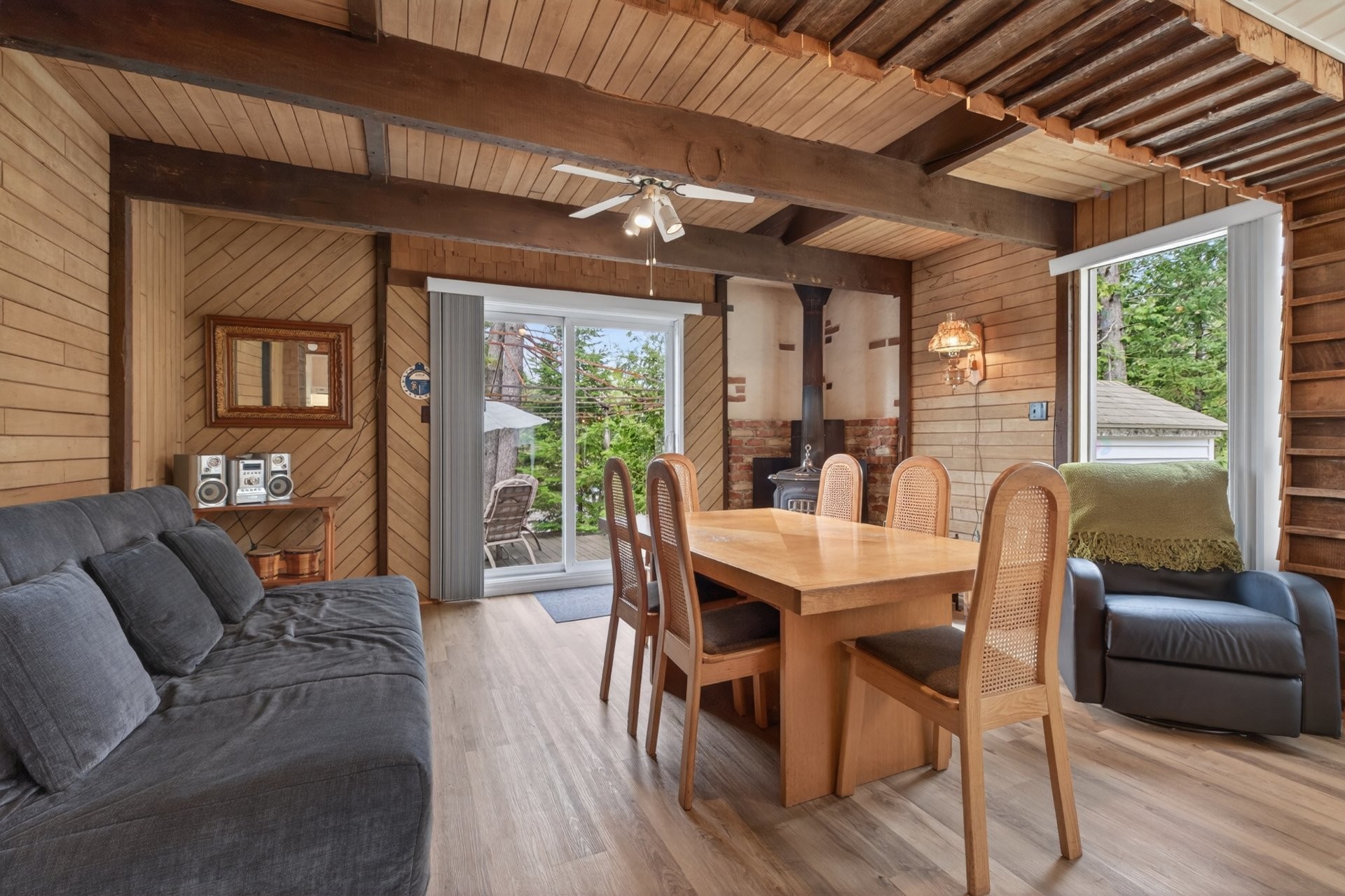 









2908


Ch. St-Come

,
Notre-Dame-de-la-Merci,




QC
J0T2A0

