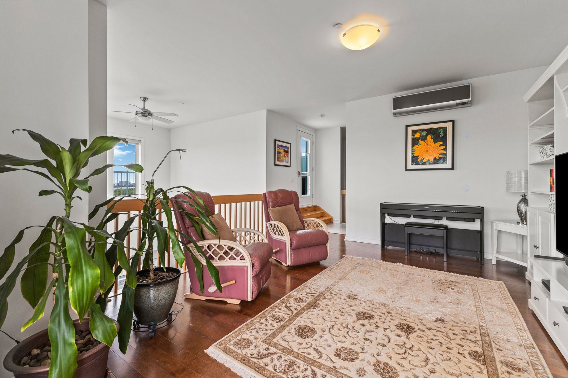 









1180


Ch. d'Aylmer

, 706,
Gatineau (Aylmer),




QC
J9H0G5

