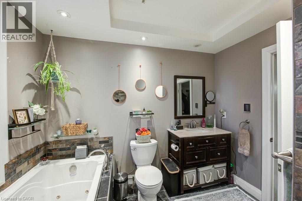 












83 OXFORD Street

,
Woodstock,




Ontario
N4S6A4

