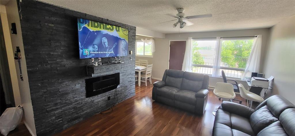 












12 5 Queens Crescent

,
Brandon,




Manitoba
R7B1E7

