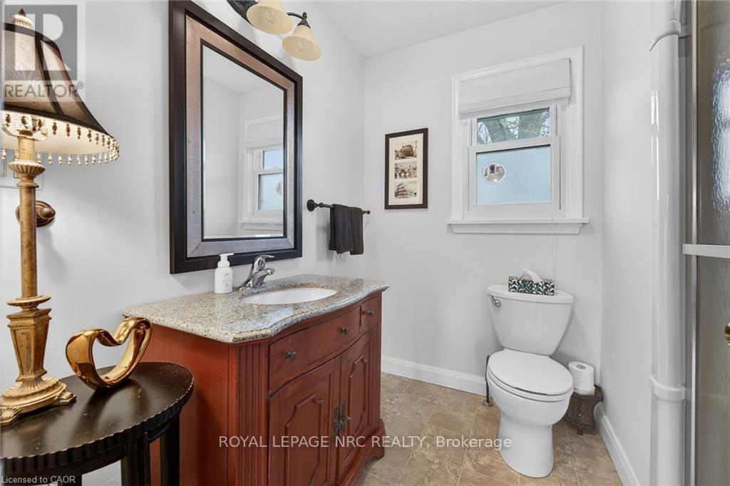 












7 CORAL DRIVE

,
St. Catharines,




Ontario
L2N3R4

