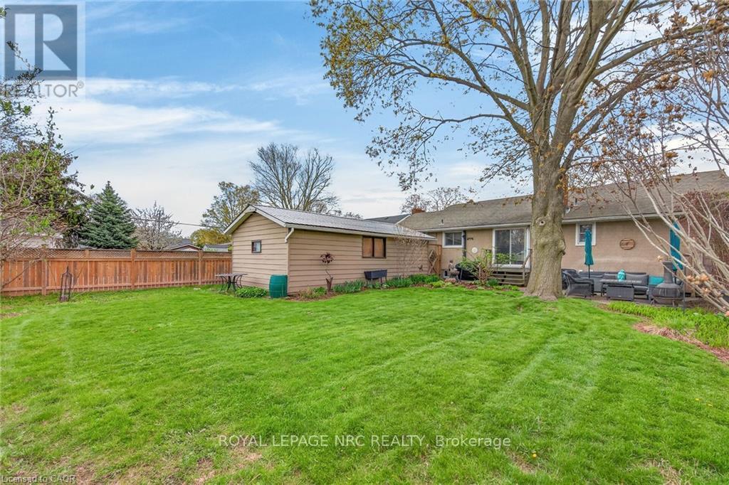 












7 CORAL DRIVE

,
St. Catharines,




Ontario
L2N3R4

