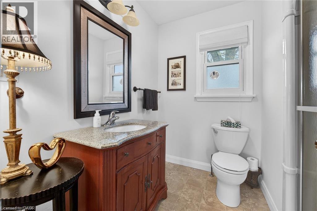 












7 CORAL Drive

,
St. Catharines,




Ontario
L2N3R4

