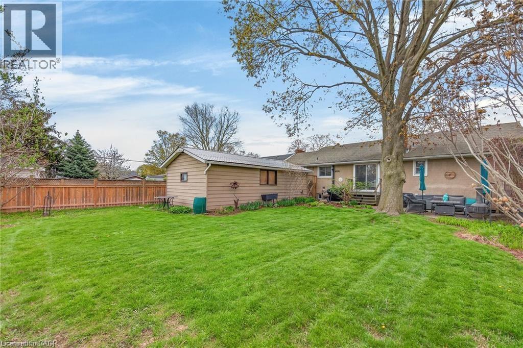 












7 CORAL Drive

,
St. Catharines,




Ontario
L2N3R4

