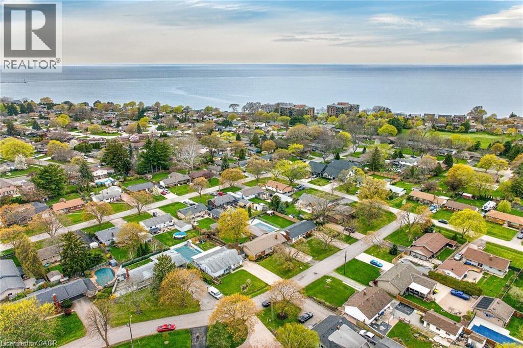 












7 CORAL Drive

,
St. Catharines,




Ontario
L2N3R4

