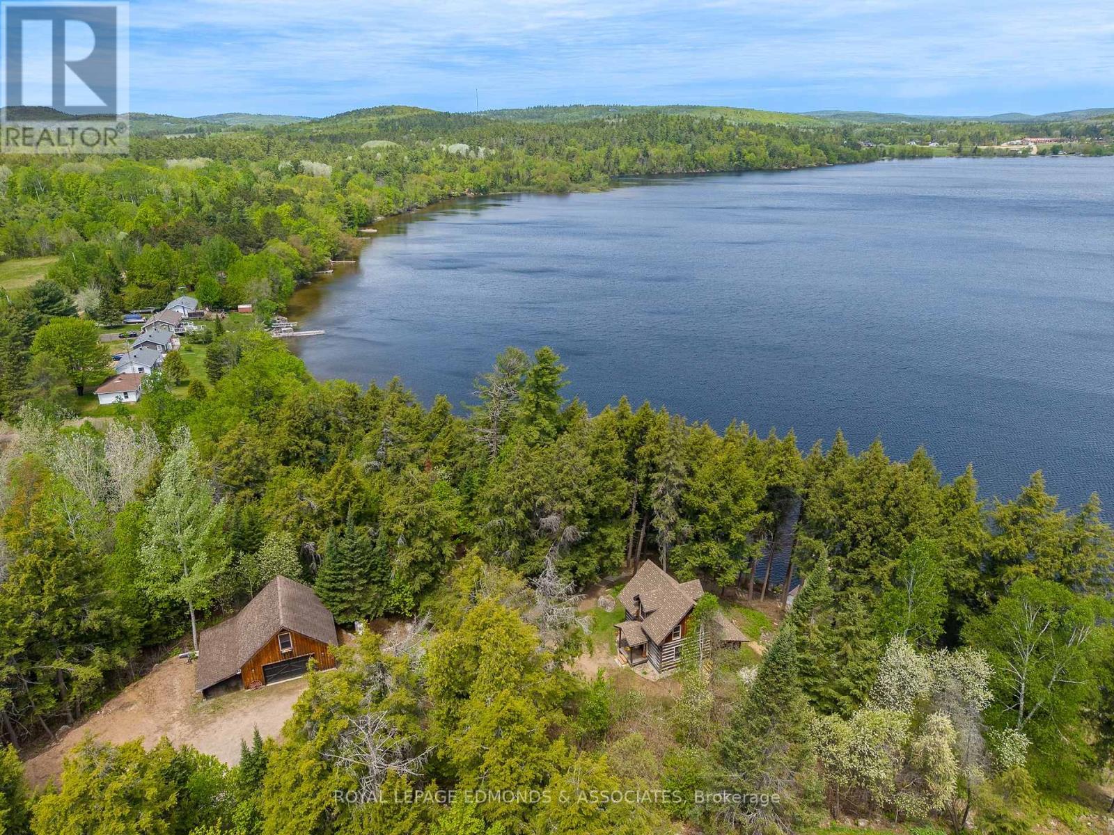 












135B BLESKI ROAD

,
Madawaska Valley,




Ontario
K0J1B0

