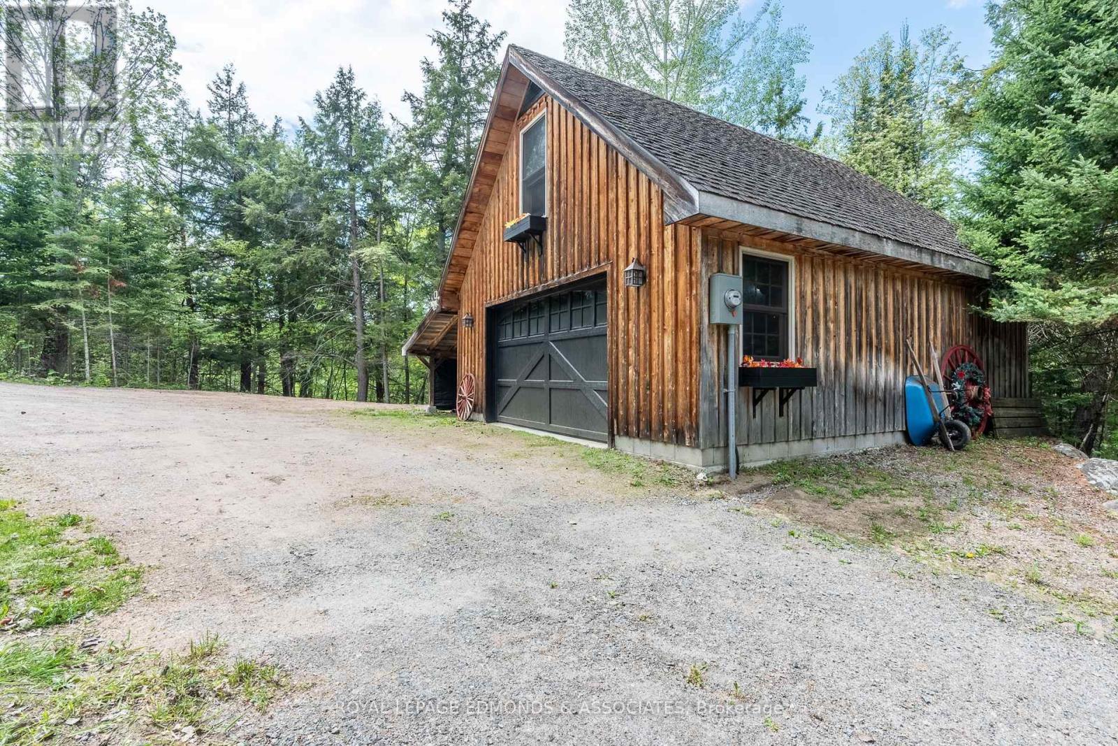 












135B BLESKI ROAD

,
Madawaska Valley,




Ontario
K0J1B0

