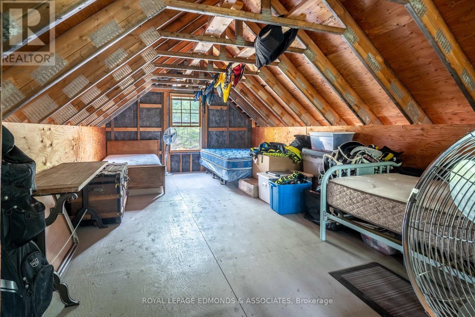 












135B BLESKI ROAD

,
Madawaska Valley,




Ontario
K0J1B0

