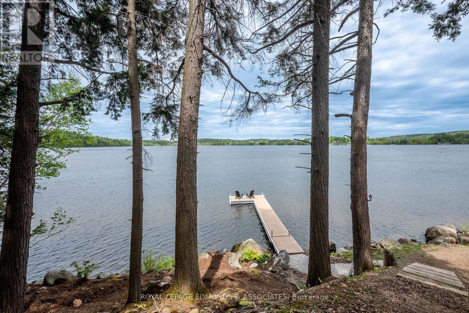 












135B BLESKI ROAD

,
Madawaska Valley,




Ontario
K0J1B0

