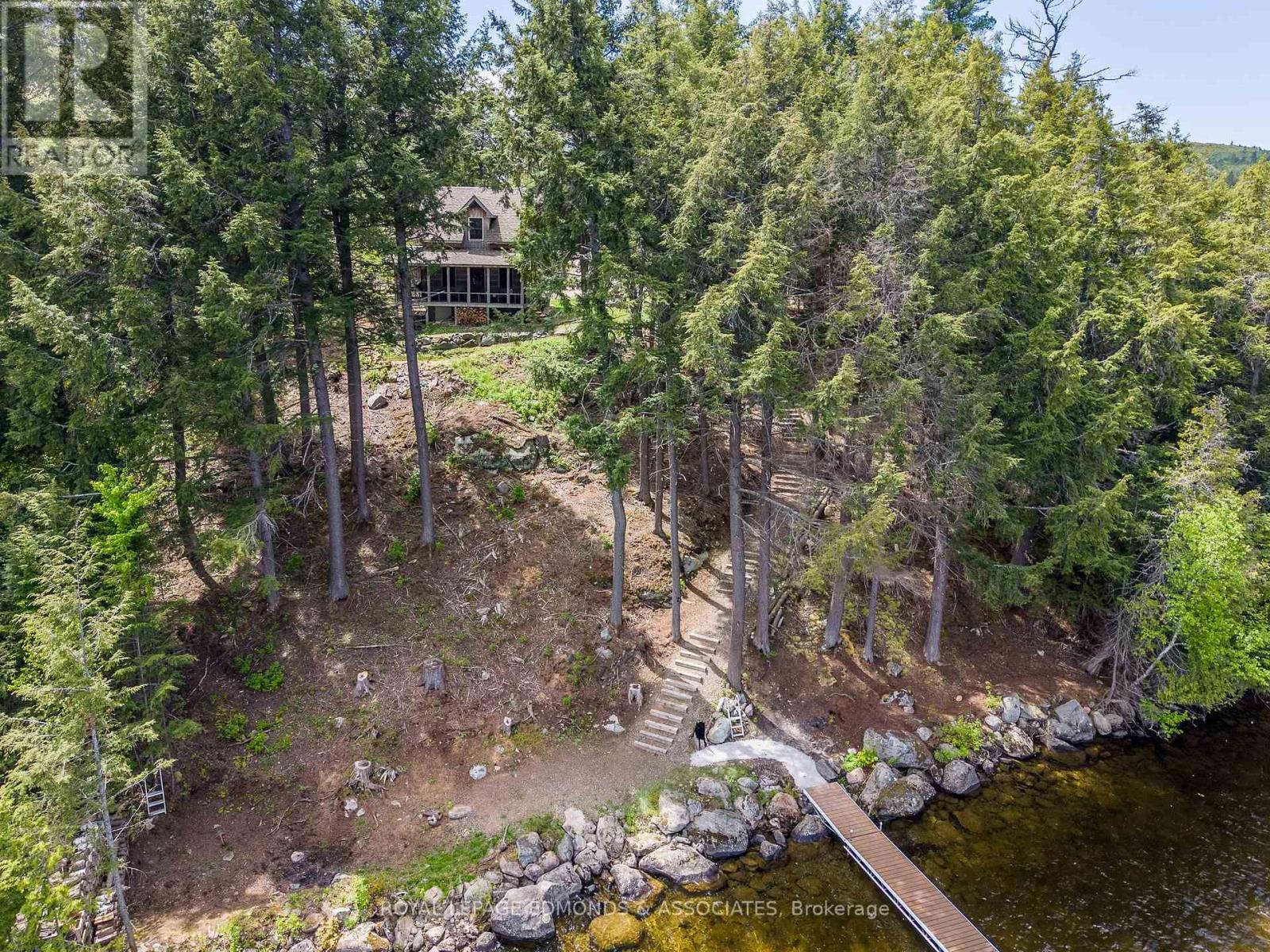 












135B BLESKI ROAD

,
Madawaska Valley,




Ontario
K0J1B0

