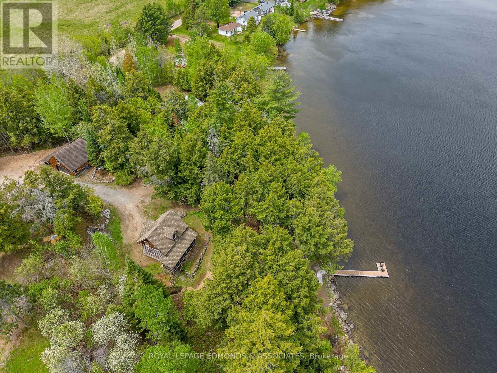












135B BLESKI ROAD

,
Madawaska Valley,




Ontario
K0J1B0

