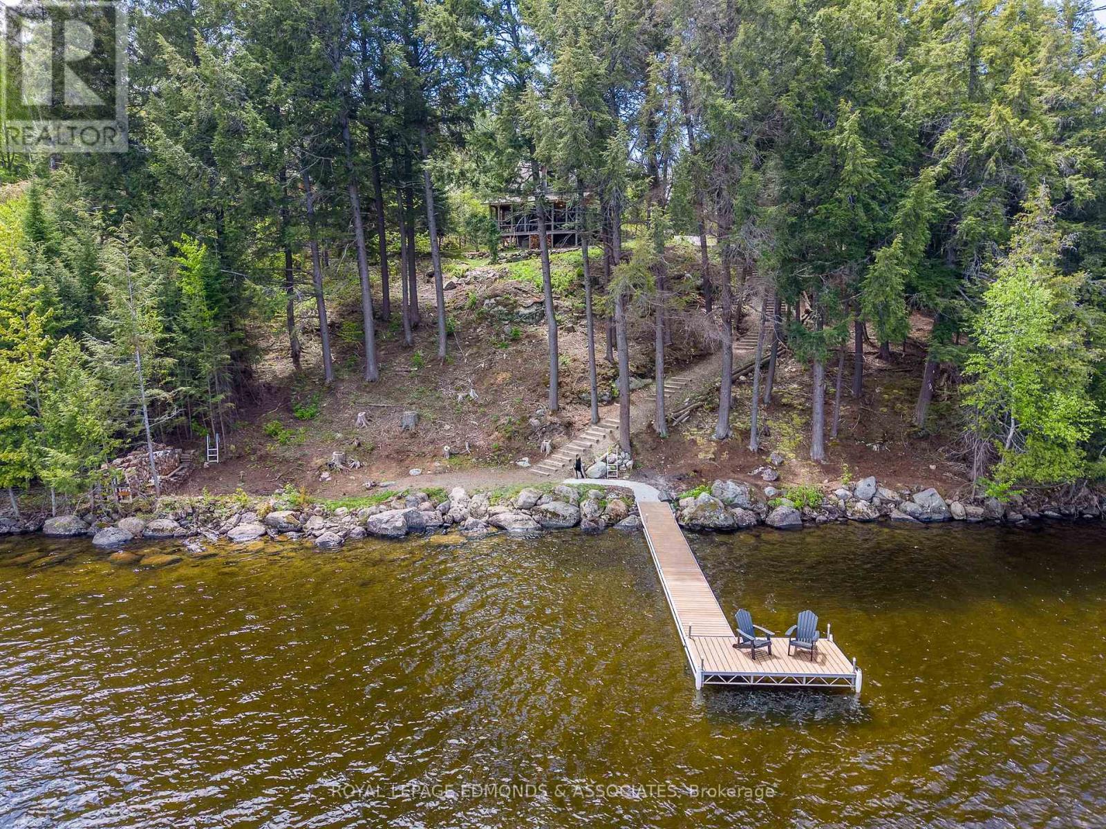 












135B BLESKI ROAD

,
Madawaska Valley,




Ontario
K0J1B0

