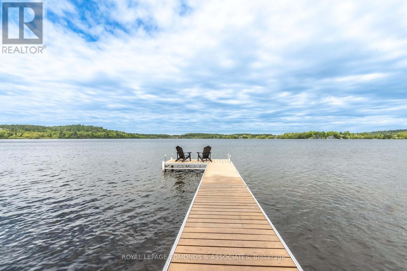 












135B BLESKI ROAD

,
Madawaska Valley,




Ontario
K0J1B0

