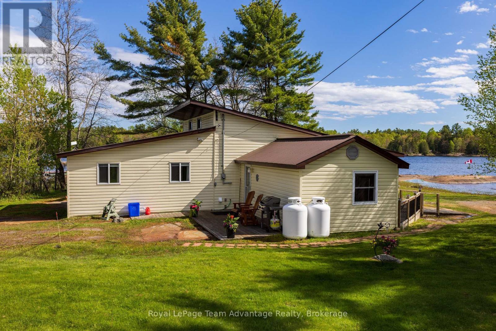 












2420 RIVERSIDE (BRITT) DRIVE

,
Parry Sound Remote Area (Henvey),




Ontario
P0G1A0

