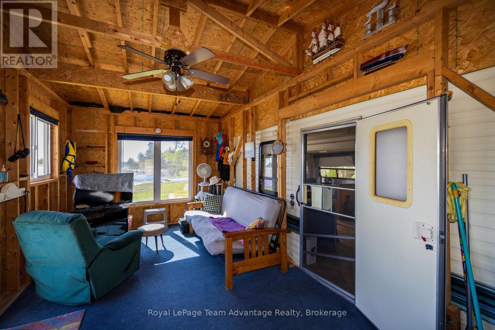 












2420 RIVERSIDE (BRITT) DRIVE

,
Parry Sound Remote Area (Henvey),




Ontario
P0G1A0

