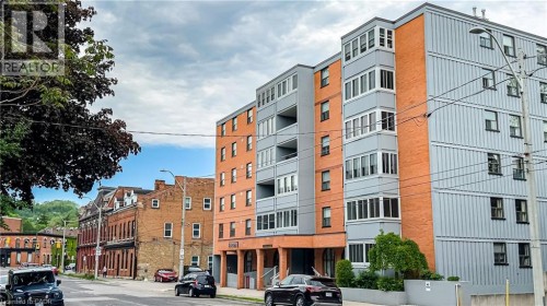 Featured Listing Photo 