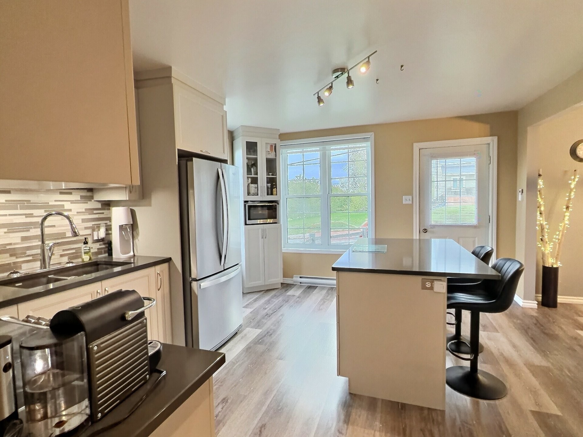 









27


Rue Principale S.

,
Saint-Eugène-de-Guigues,




QC
J0Z3L0

