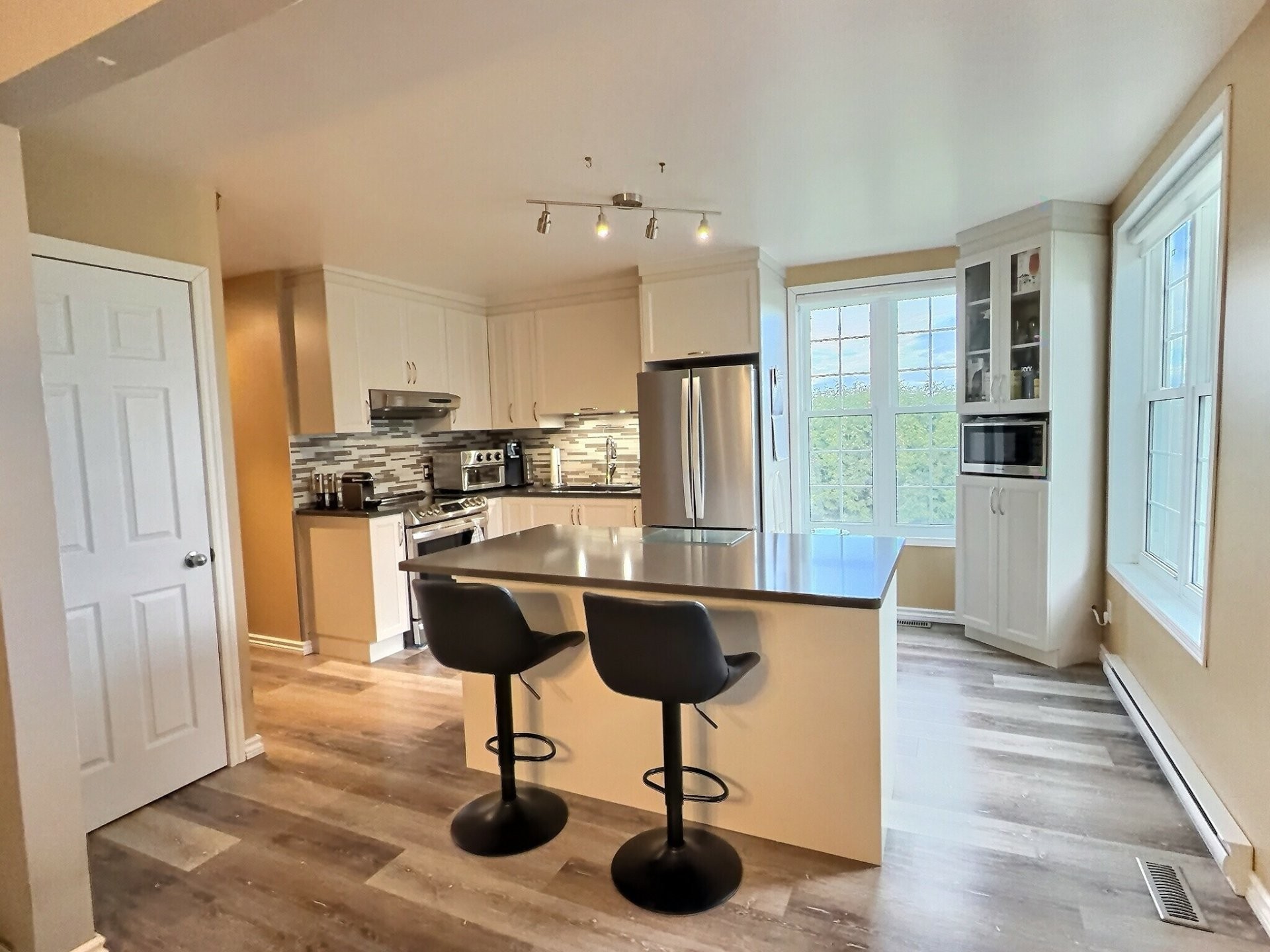 









27


Rue Principale S.

,
Saint-Eugène-de-Guigues,




QC
J0Z3L0

