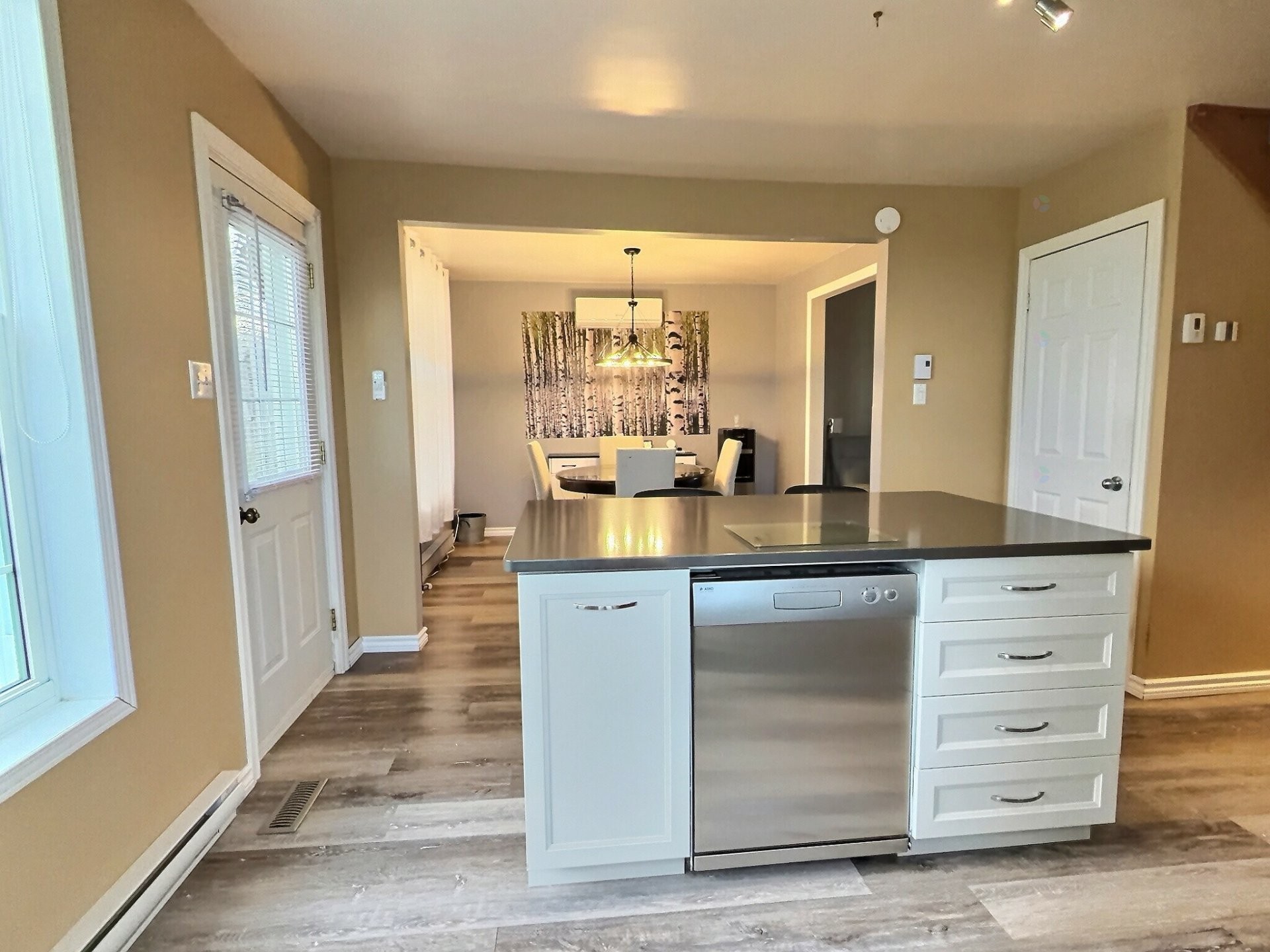 









27


Rue Principale S.

,
Saint-Eugène-de-Guigues,




QC
J0Z3L0

