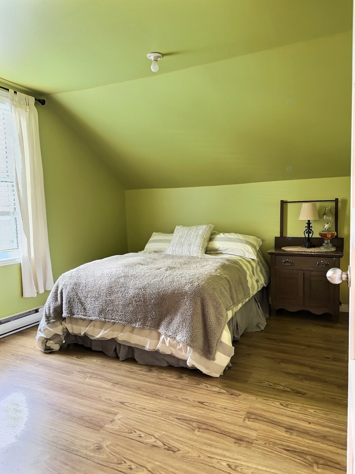 









27


Rue Principale S.

,
Saint-Eugène-de-Guigues,




QC
J0Z3L0


